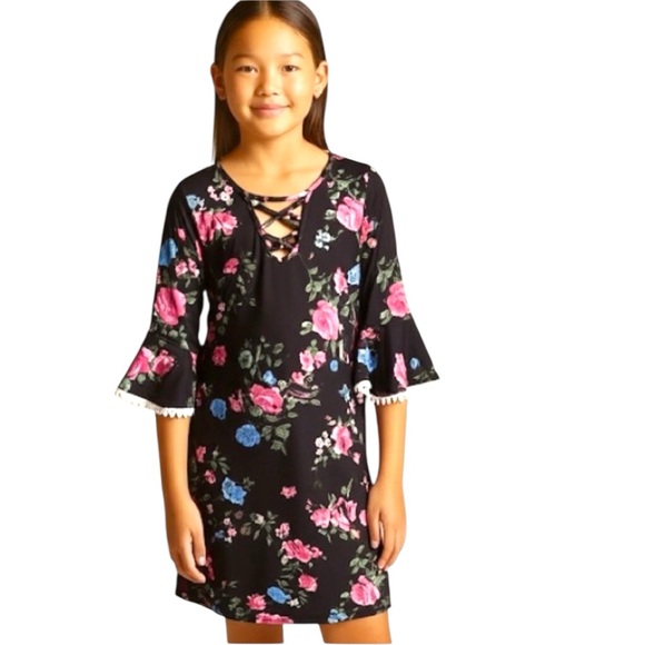 Bella & Birdie Other - Bella & Birdie Girls Floral Rose Bell Sleeve Dress Size 12-14 (Large) Youth